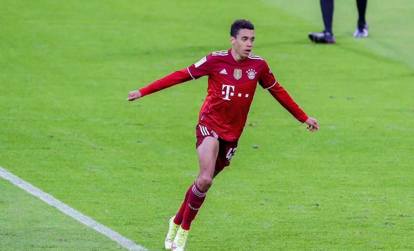 穆古鲁扎新星战术调整表现惊艳，德国队未来可期！